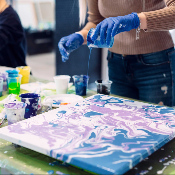 Professional Gloss Pouring Medium 32oz (Quart) - Improves Paint Flow & Cell Effects Creator, Viscosity Adjuster for Art Acrylic Painting